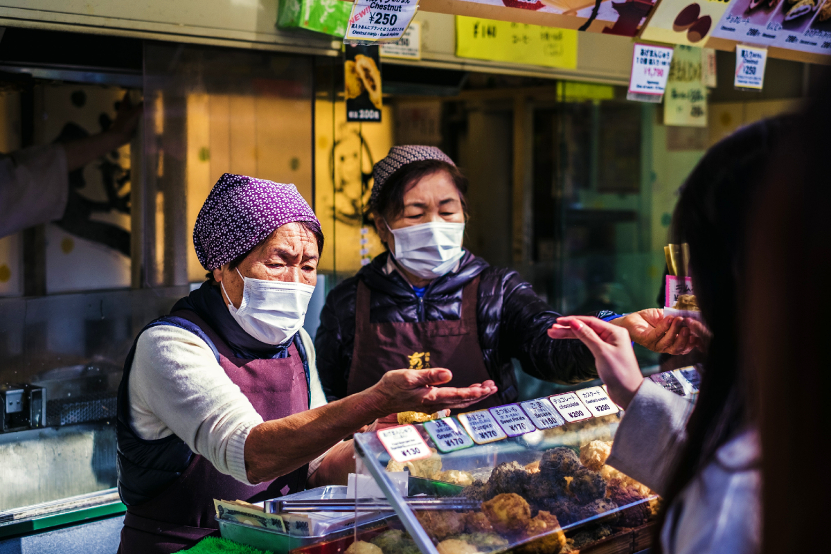 Три способа поддержки бизнеса и их персонала в период пандемии (Three ways to support businesses and their workers during a pandemic)